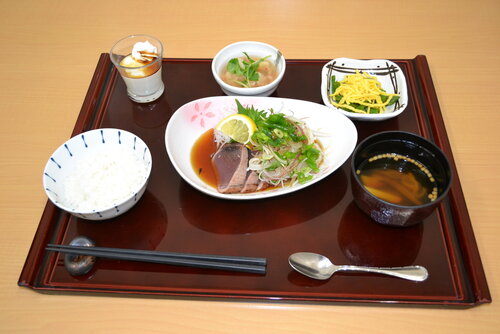 ●カツオのたたき定食.JPG